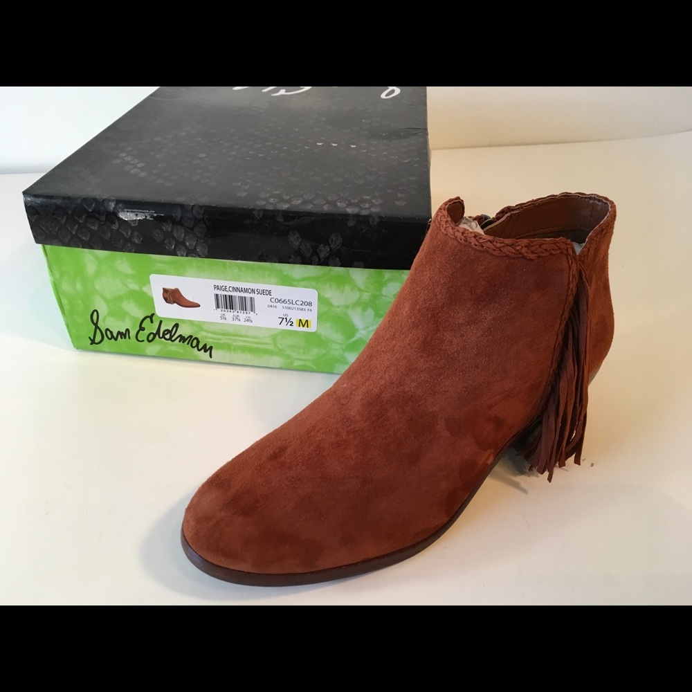 NIB Sam Edelman suede boots with tassels